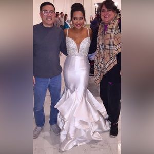 Jovani Satin White Mermaid Dress Size 4